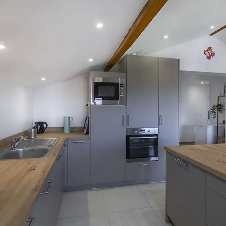 Grand Refait A Neuf Proche A - Fr-1-4-709 * 圣让－德吕兹